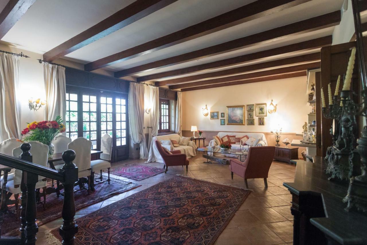 Villa Gabriella - Монделло Екстер'єр фото