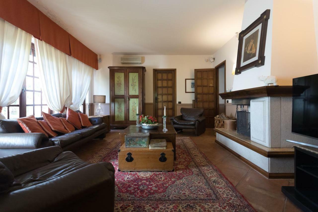 Villa Gabriella - Монделло Екстер'єр фото